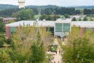 Kutztown University library on the first day of classes for fall 2023